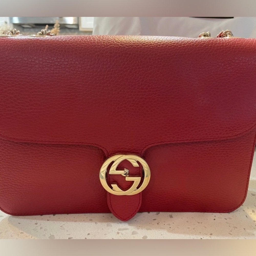 Gucci interlocking bag